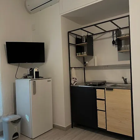 Florian Apartament ローマ